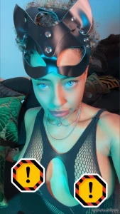 Qat woman on your knees you saw the leather the tights the glare and