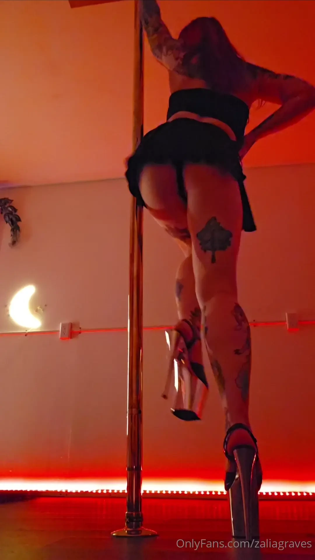 Can i give you a private show part 1 