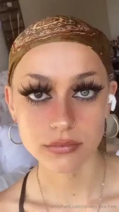 Like this if you wanna see more eye contact content from me