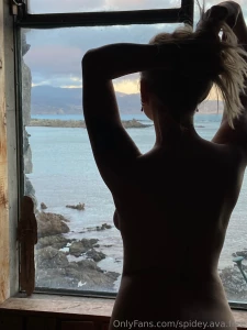 I m a sucker for a cheeky bit of boob silhouette part 1