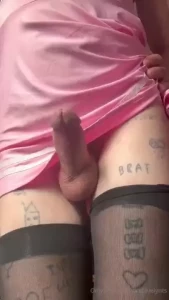 Oops drafty in here ruining myself issewsewfun and keeps me touching