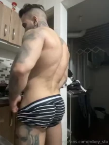 Cooking or fucking i m an expert in both
