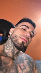 I m a passionate kisser what about you