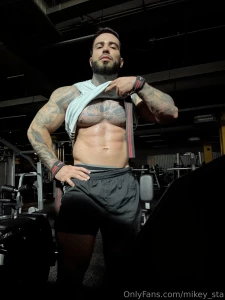 Kiss my abs part 2