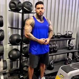 Need someone assisting me while my workout this will be rewarded later