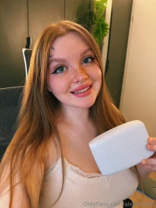 I got myself a polaroid printer and now i can print out photos to