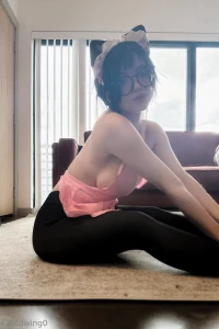 Taking these photos was really fun i wanna try backlighting more often part 1