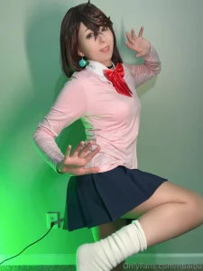 If i showed you what s underneath would you show me what s underneath