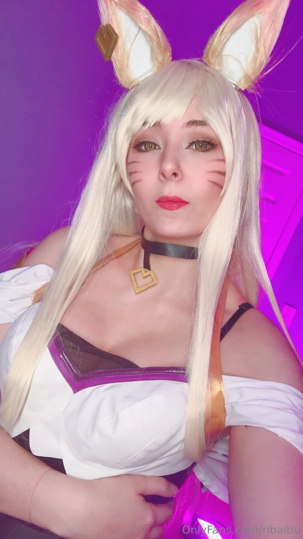 How would you worship your favorite idol 