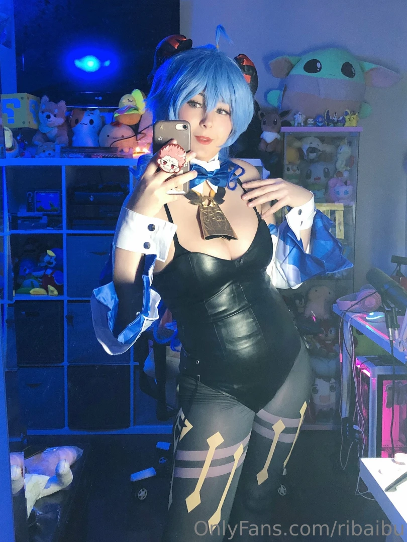 If i wore this bunny suit just for you how would you react 