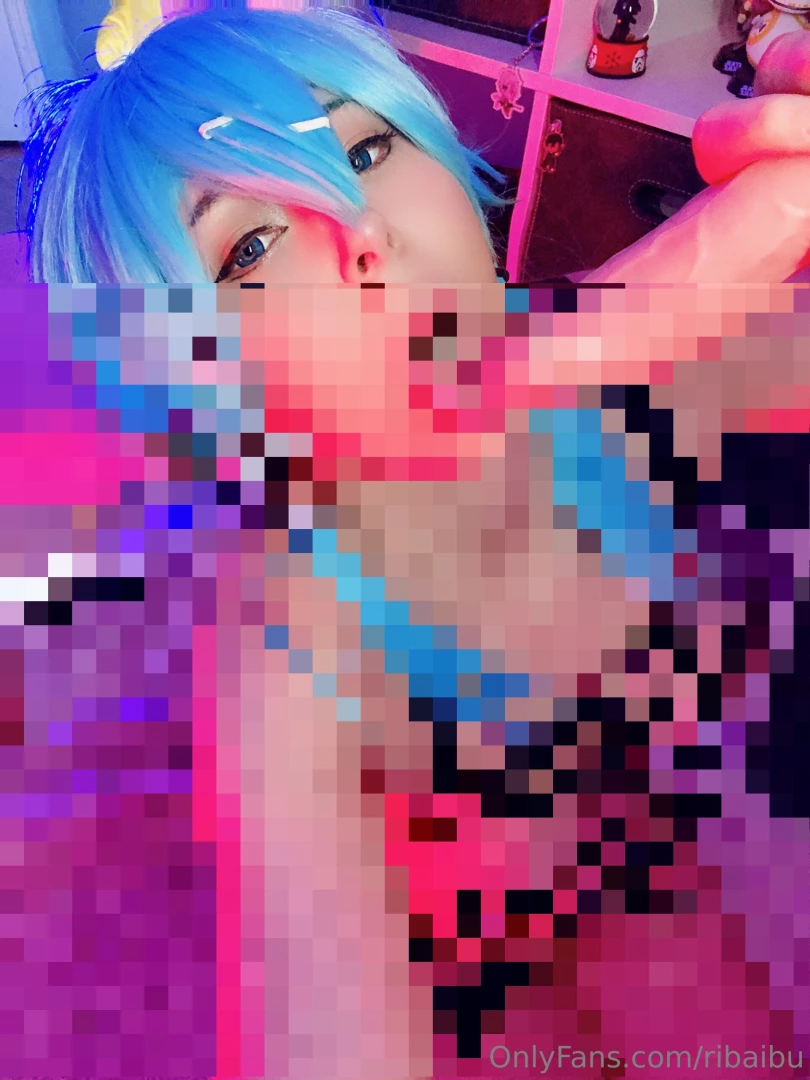 Sucking cock is much more enjoyable when it s kinky we won t stop 