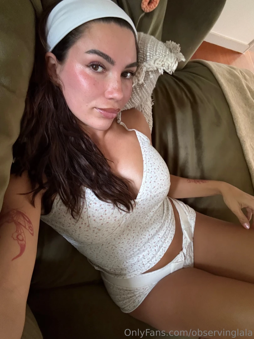 My pussy is craving dick i have never been so fucking horny i don t 