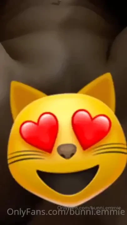 Right in front of the camera shaking my i just need to make sure to 