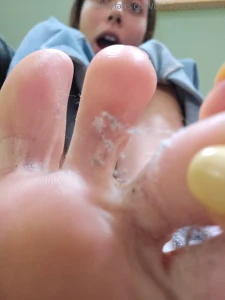 Toe fluff fans where are ya