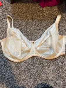 Bras for sale sizes range from 34h to 38j dm me for prices part 7