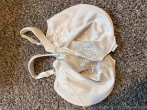 Bras for sale sizes range from 34h to 38j dm me for prices
