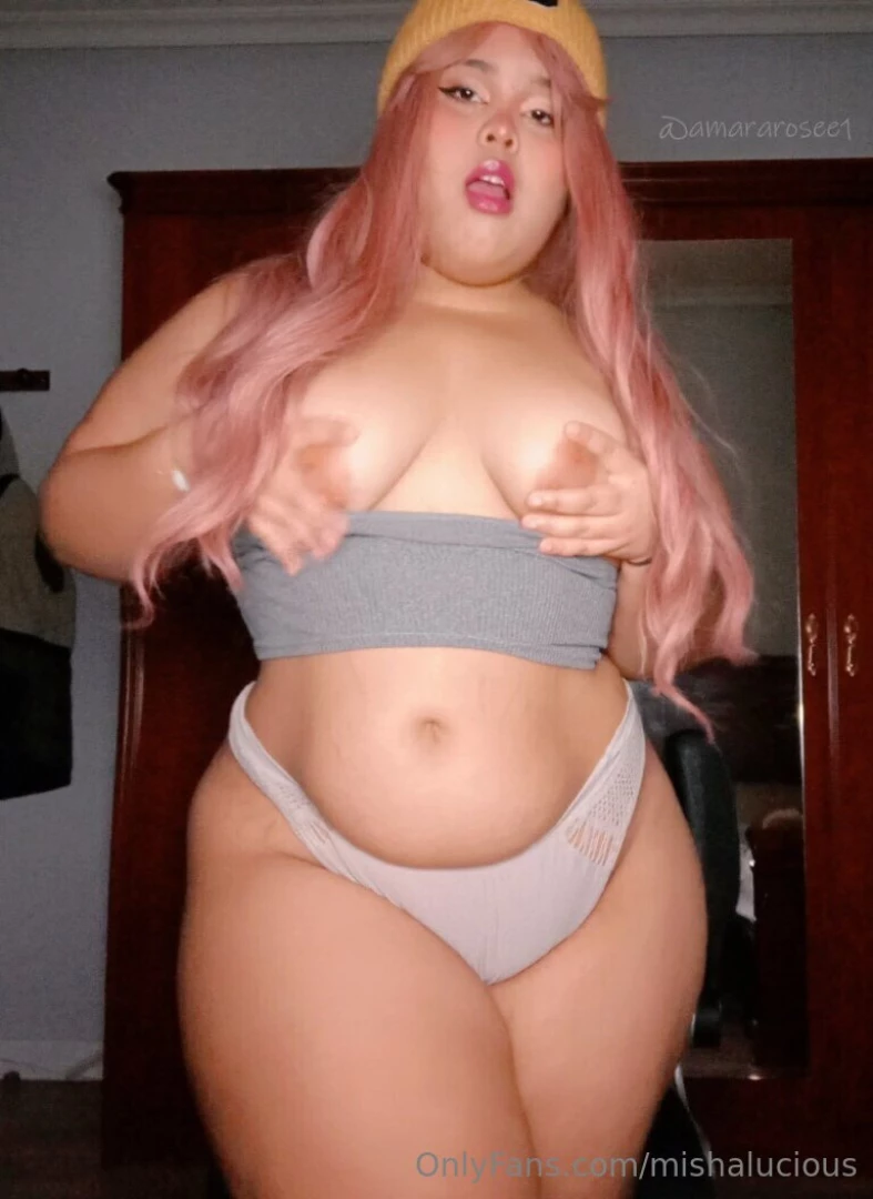 Amararosee1 heyy daddy if you want to explore my big curves and my part 7 