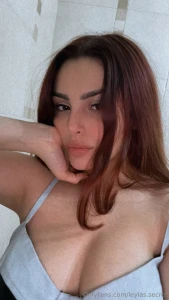 Ending the month with this eyes teasing hands tempting just imagine