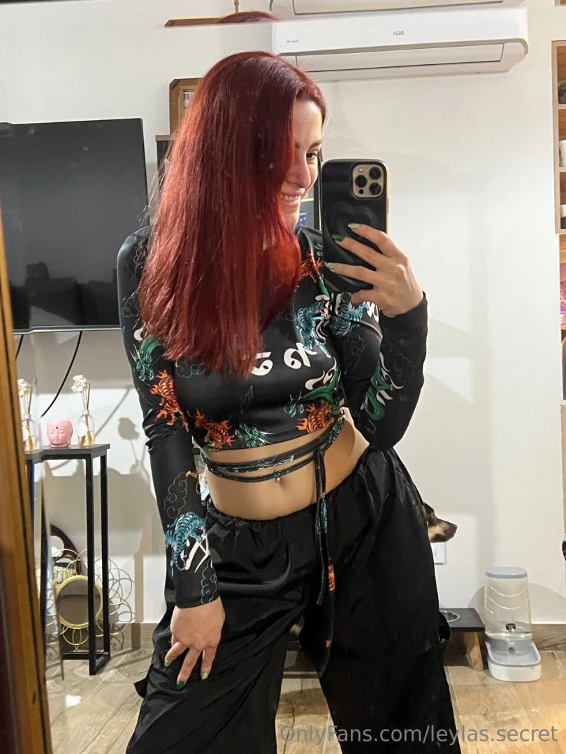 What do you think of this outfit does it suit me part 1 