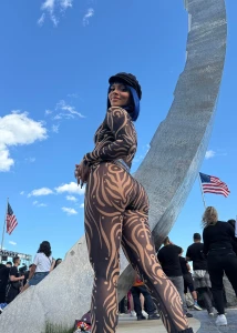 Happy memorial day my loves here s some cake