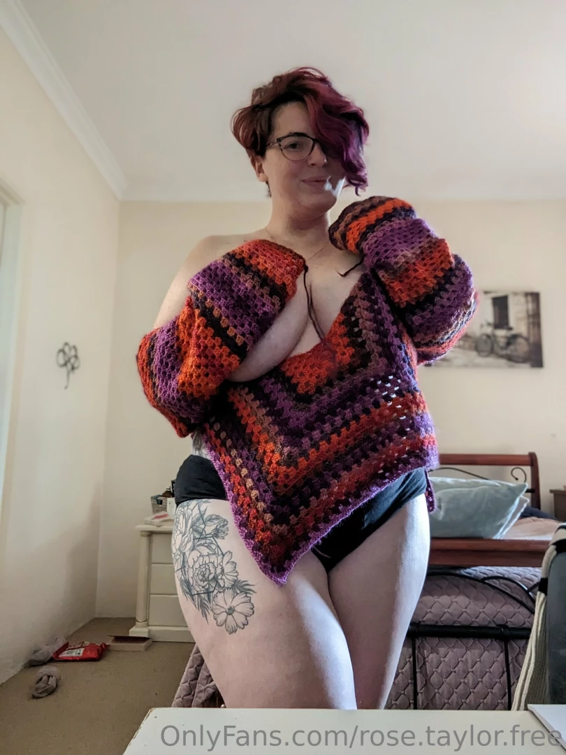 I m having a bit of trouble with this jumper i crocheted 