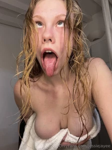 Jessie_jjj big juice ass free page like to be fucked hard jessie_jjj part 58