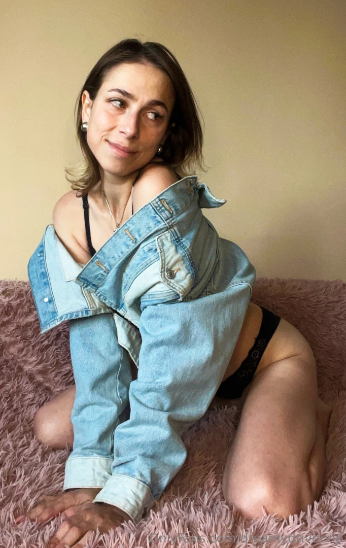 Some days i m all jeans and sneakers but there s always a little lace 