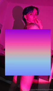 Pink round light set o o implied nude casual grey lingerie