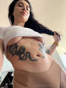 Come check my friend s page kara is a singer go get to know her and