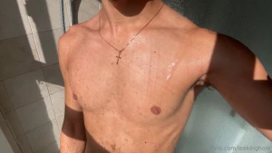 Been hitting the gym - making sure i look good in my helix studios part 1