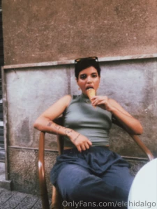 Imag nate que ese helado sea tu p3n3