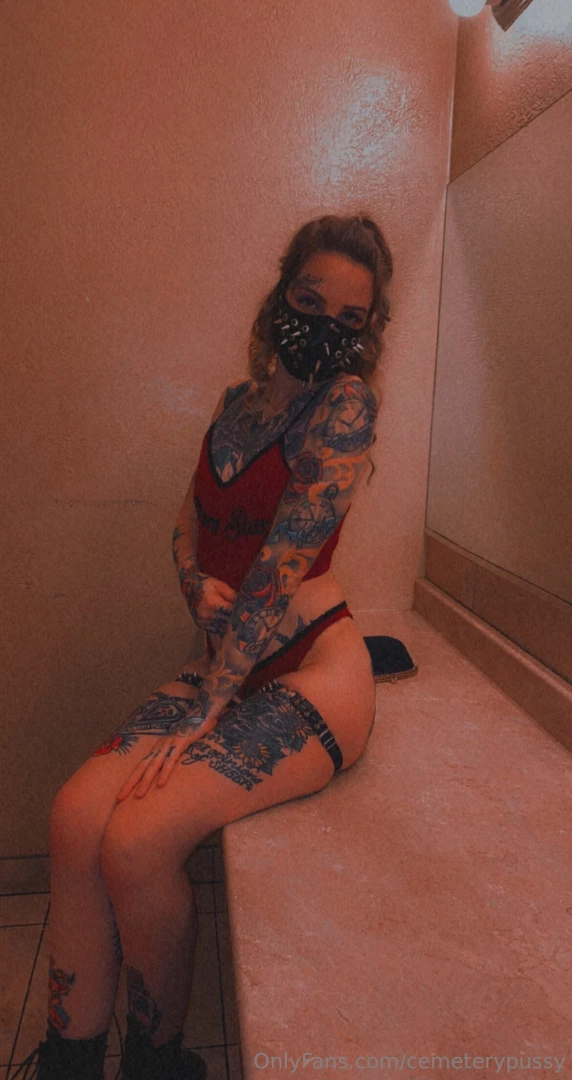 Cemeterypussy part 1 