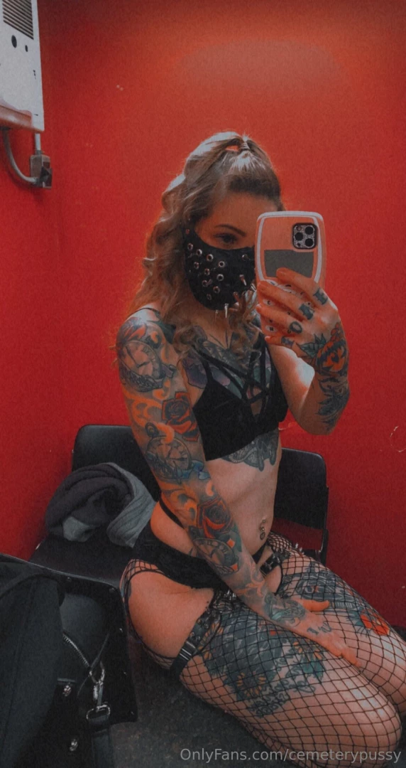 Cemeterypussy part 18 