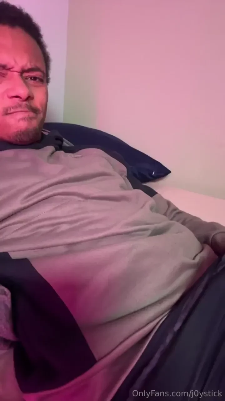 Accidentally nutted while i was edging sorry for the music i tried to 