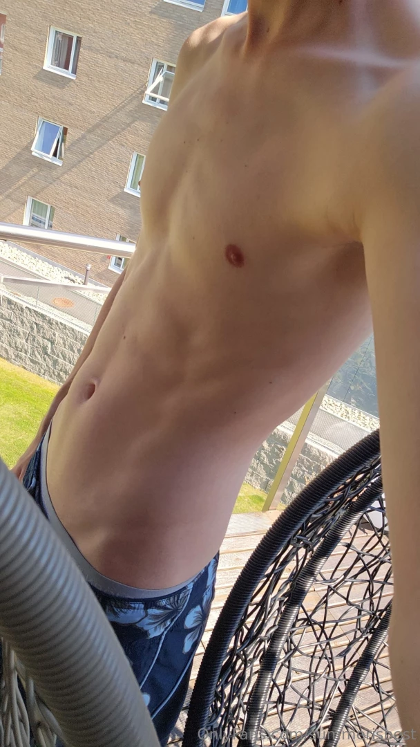 A teeny tiny little photo dump 3 hope u guys are having a good start part 3 