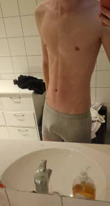 Very small thursday night dump post 3 a little small embarrassing part 1