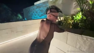 Do you like this party outfit