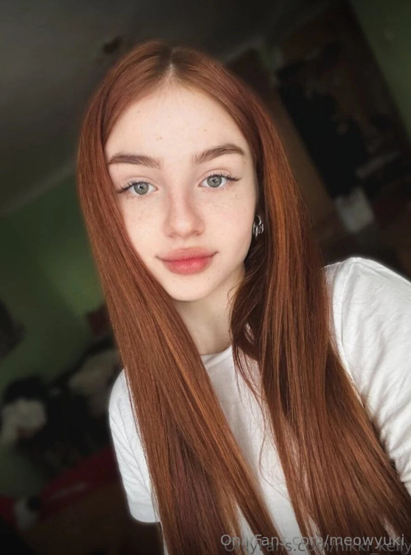 Live sexting cutie nikki_kelly online now you won t regret following part 2 