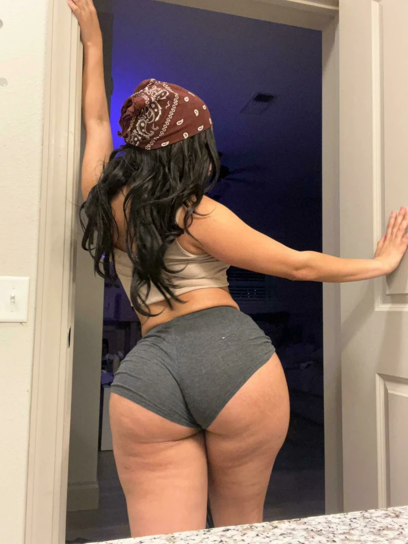 Imagine me walking away from you like this 