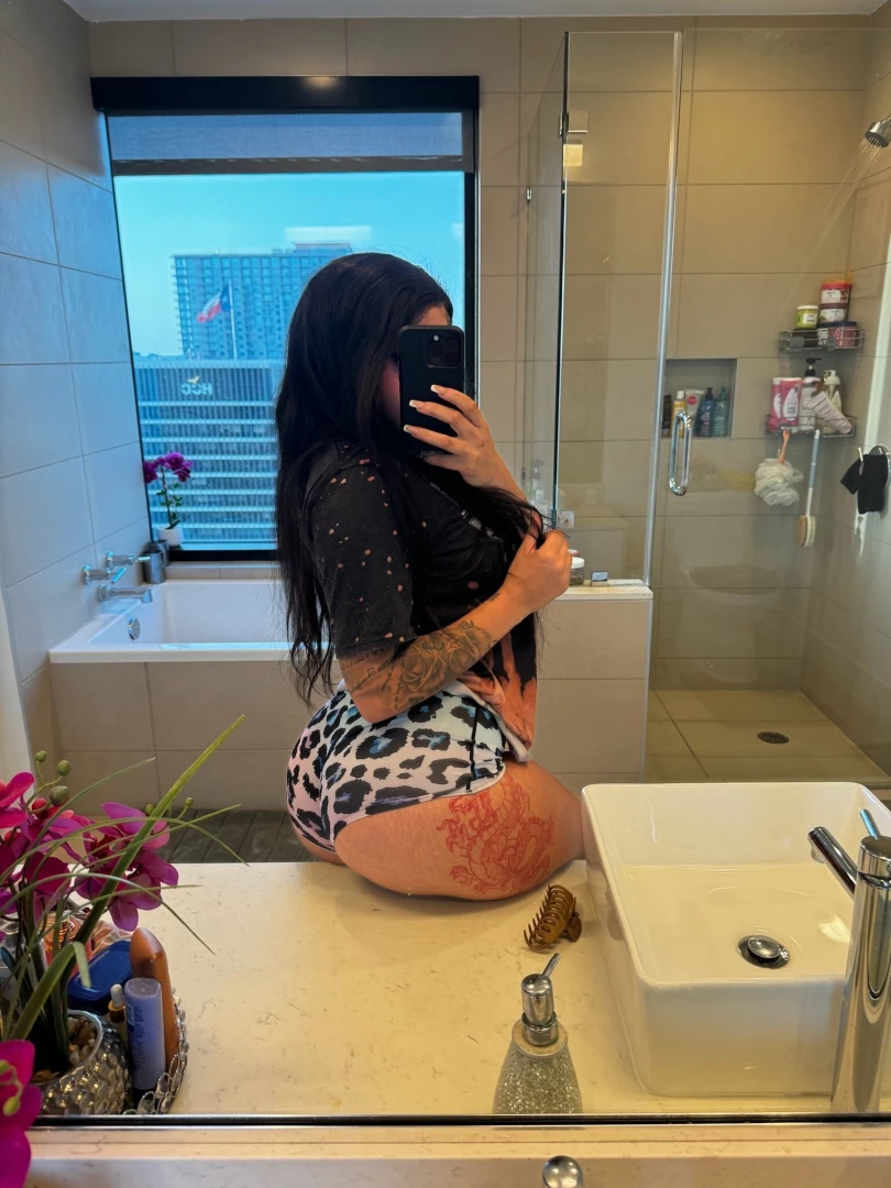 What are you eating for breakfast 