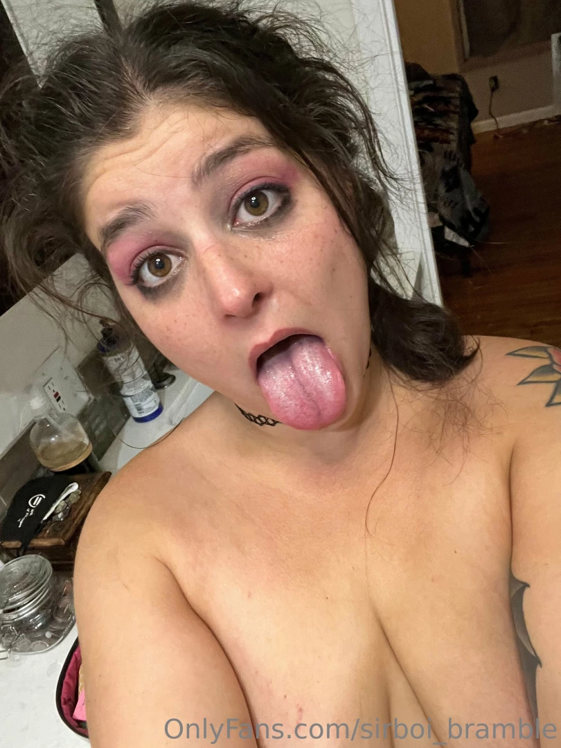 Just a teaser of a post coming up friday a threesome i had with some 