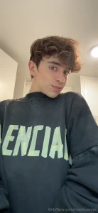 What would make you cum hard solo or sextape