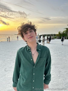 Can you take me on vacation