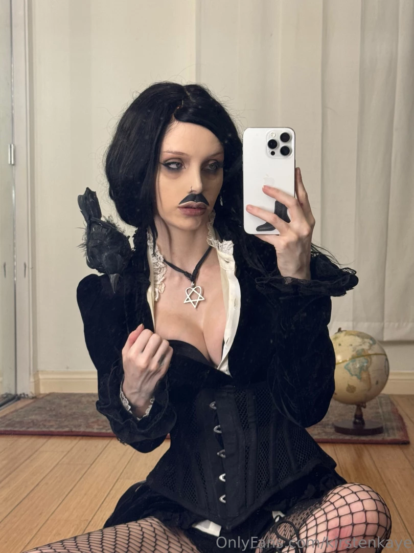 Ill let you fondle them for once if you dm me right now 