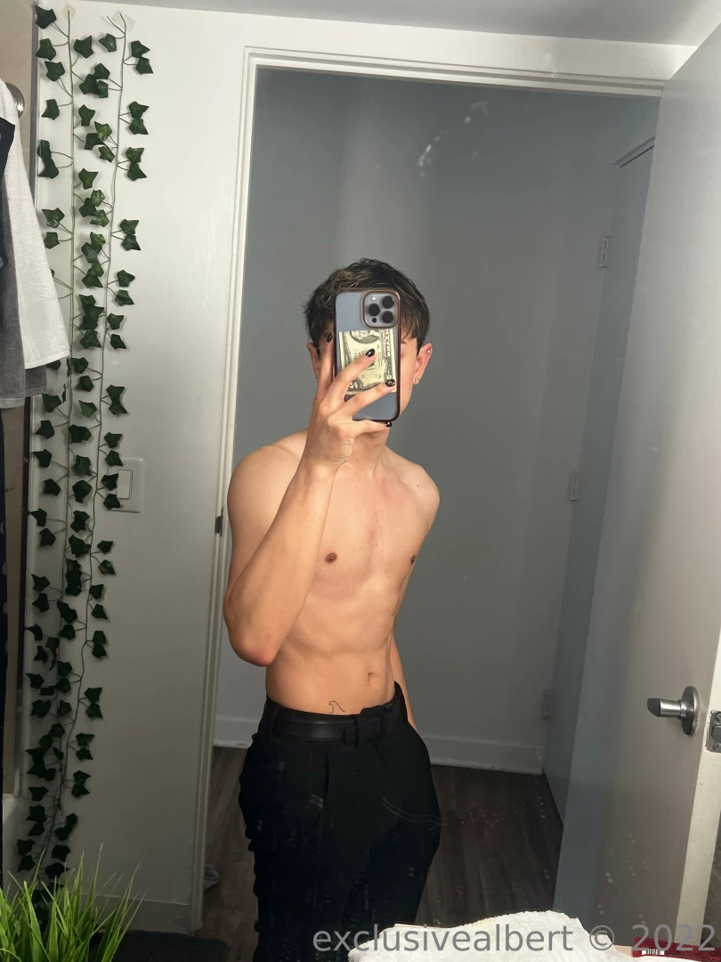 I bet you wanna feel my abs while you re sucking my big cock 