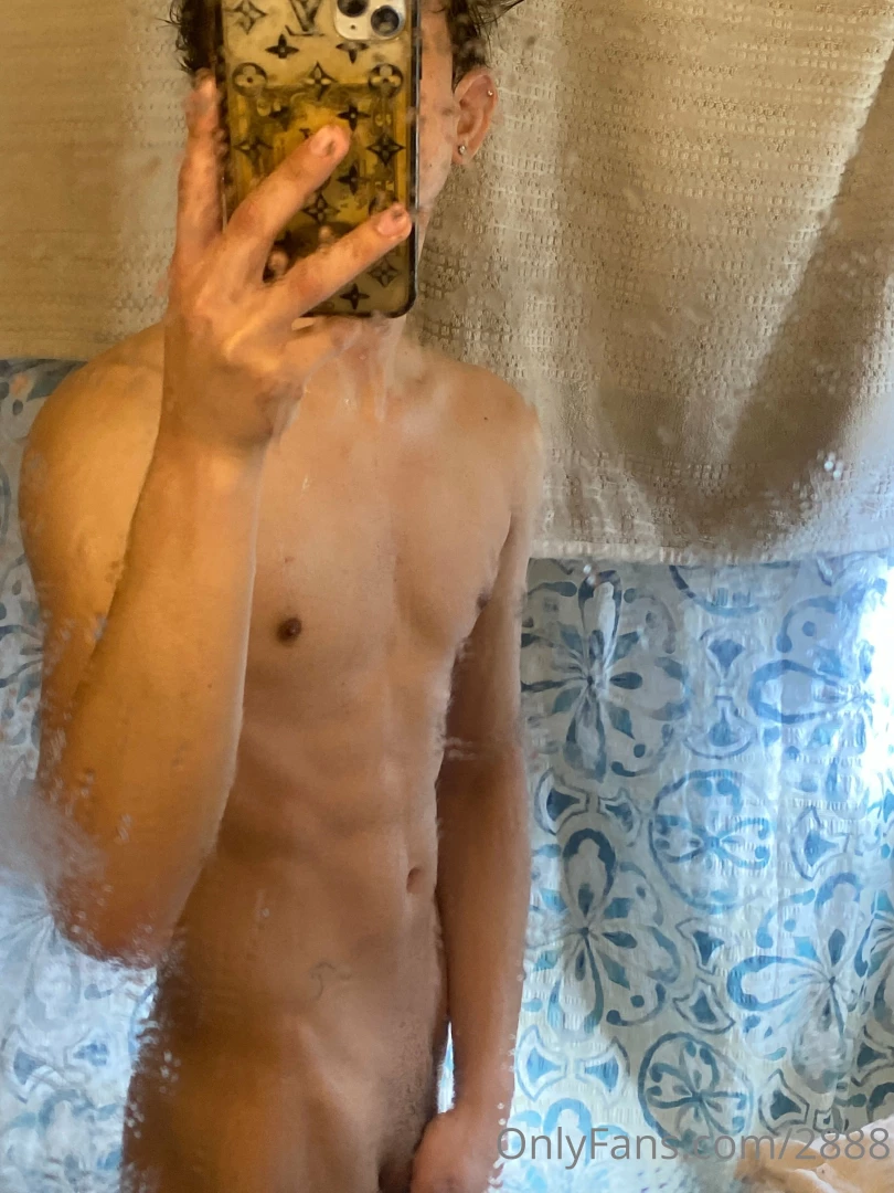 Wanna get steamy in the shower with me 