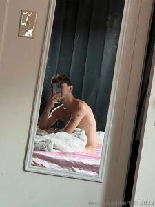 Leaving this sexy pic here to make someone s day