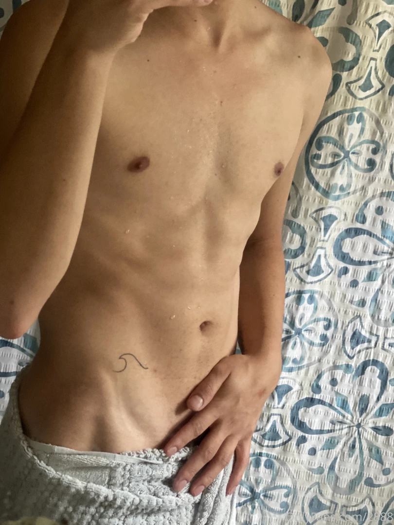 Dm me when you want to see more of me 