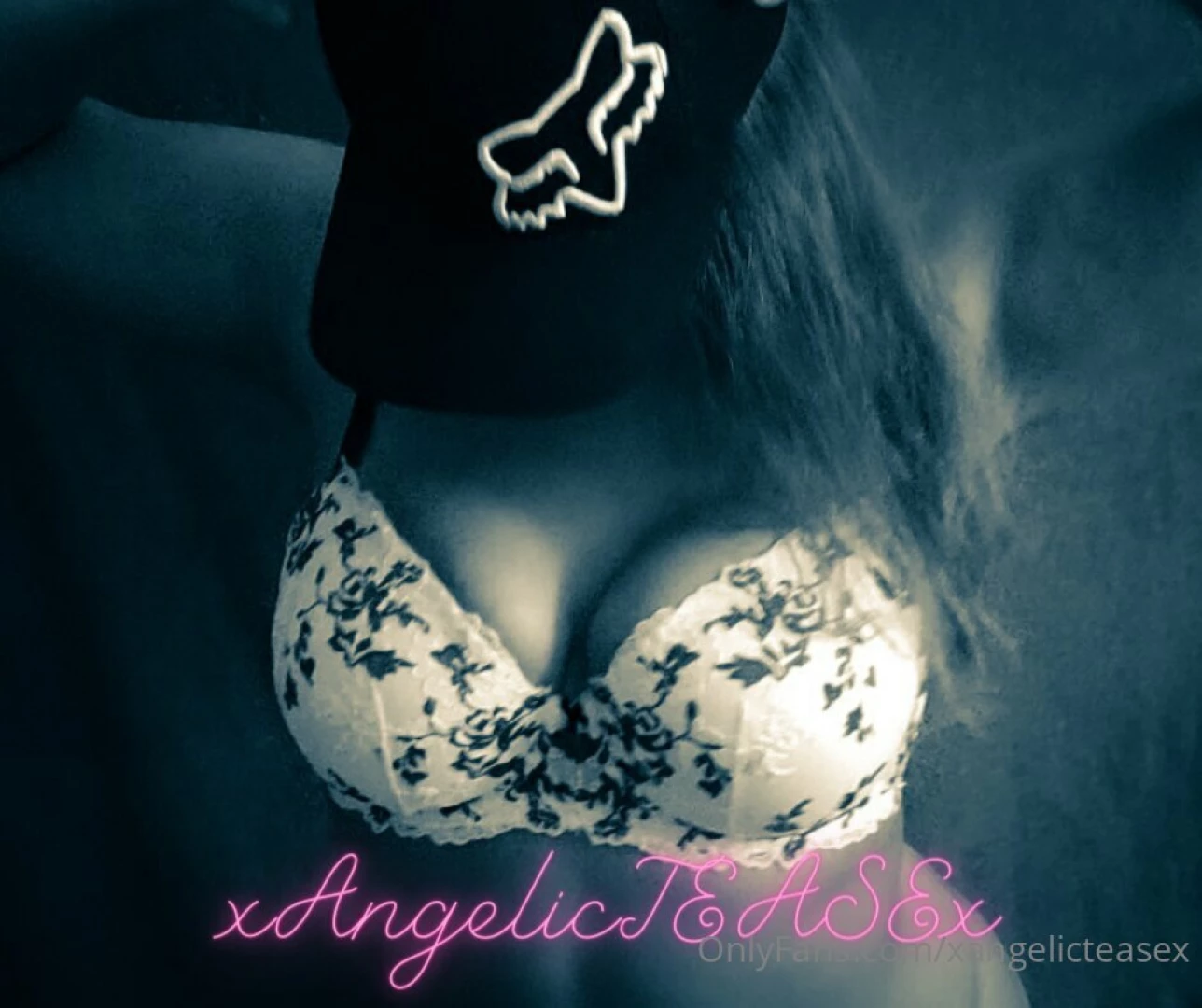 After a girl s night clubbing i had a special guy begging for a dance part 2 