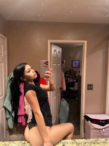 Need someone to take my mirror pics
